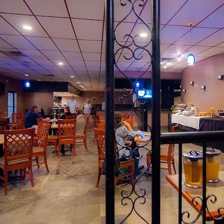 Newark Garden Finger Lakes Hotel المظهر الخارجي الصورة