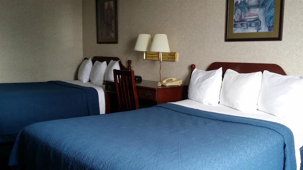 Newark Garden Finger Lakes Hotel الغرفة الصورة